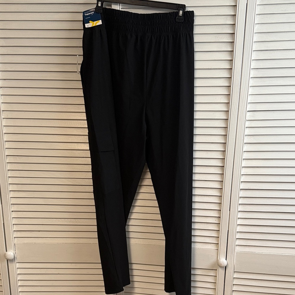 Old Navy High-Rise Tapered Pants - Black size XL  NWT